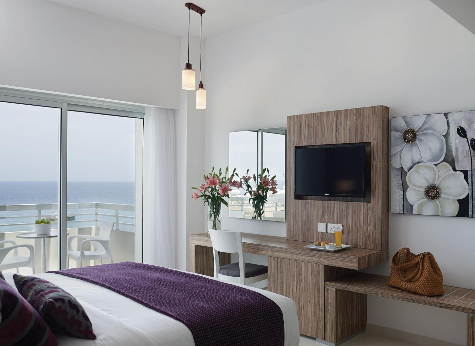 מלון פרוטאראס Atlantica Sea Breeze, Adults Only מראה חיצוני תמונה
